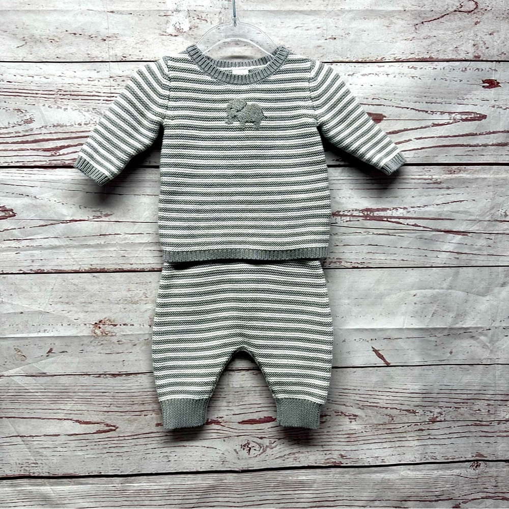 Carter's Matching Sets | 2 Piece Outfit | Color: Gray/White Size 3 Months